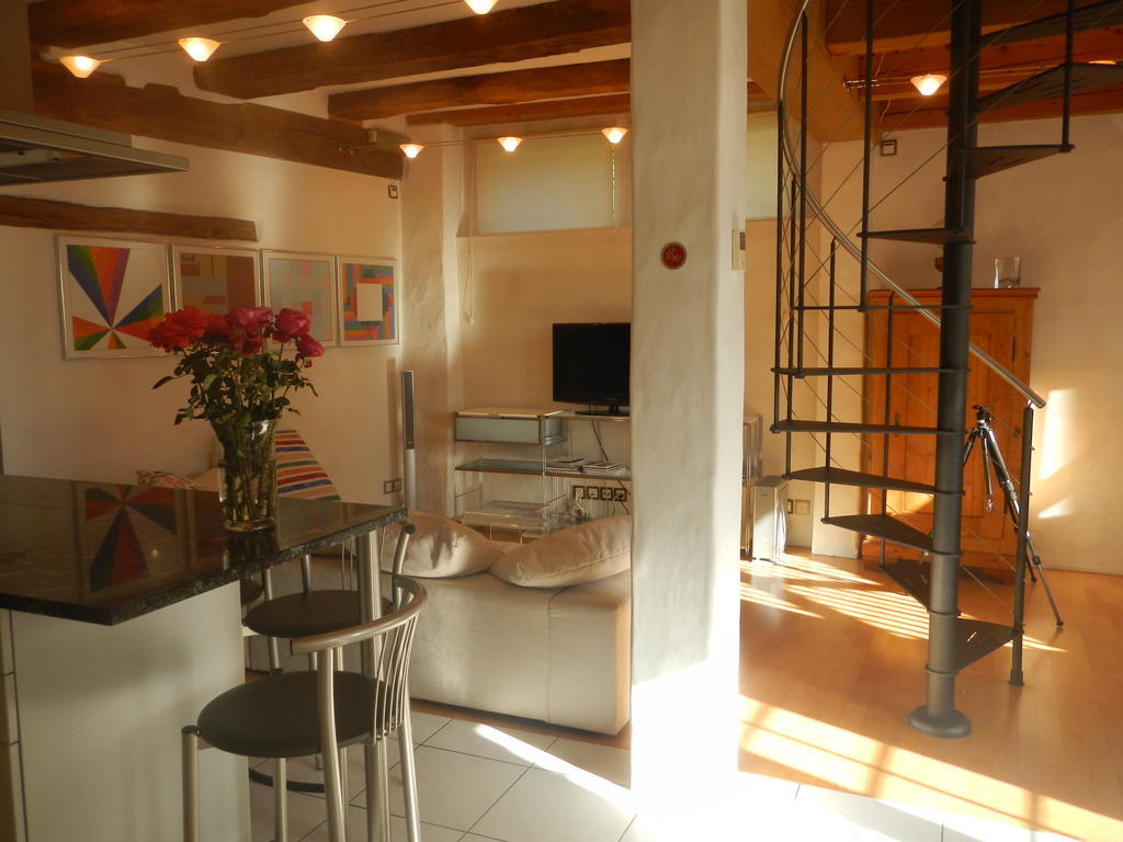 Guesthouse Les Mignardises Laufen-Uhwiesen Phòng bức ảnh